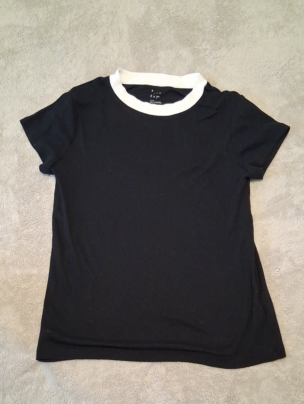 Classic Contrast Crewneck Tee - Black with White Collar- Women's Large